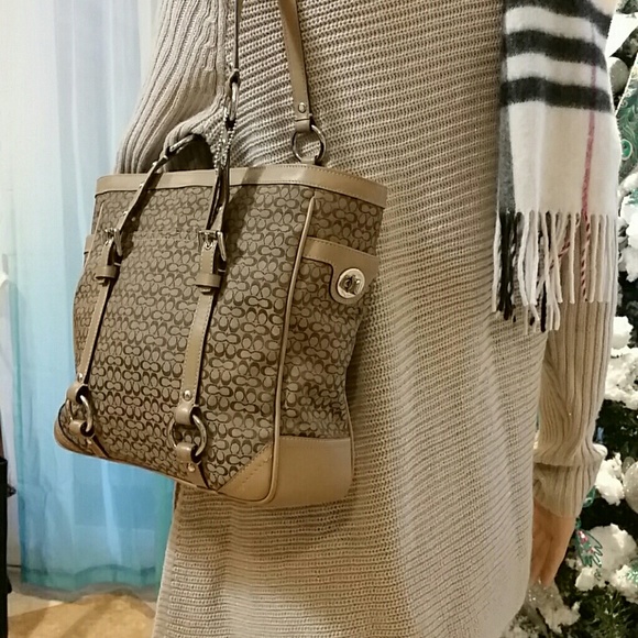 PRICE FIRM SIGNATURE GALLERY SHOULDER BAG - Picture 8 of 8